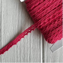 Кружево вязаное (D03401), коралловое, 11 мм, рулон 45 м