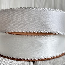 Атлас двусторонний с кантом, 2,5 см, айвори, рулон 18,5 м