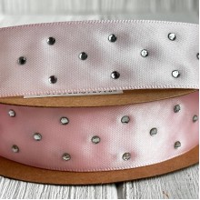 Атлас со стразами, 2,5 см, светло-розовый, рулон 18,5 м