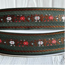 Лента с вышивкой (D19839), 2,5 см, темно-зелено-коричневая, рулон 23 м