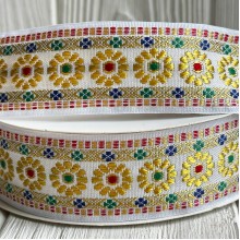 Лента с вышивкой (D19836), 3,3 см, бело-золотая, рулон 23 м