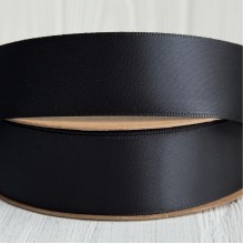 Двостороння атласна стрічка New (преміум), 2,5 см, чорна, рулон 23 м