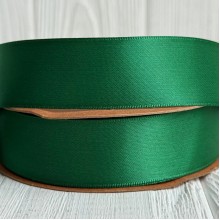 Двусторонняя атласная лента New (премиум), 2,5 см, темно-зеленая, рулон 23 м