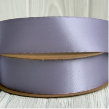 Двусторонняя атласная лента New (премиум), 2,5 см, дымчато-лиловая, рулон 23 м