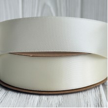 Двусторонняя атласная лента New (премиум), 2,5 см, айвори, рулон 23 м