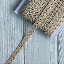 Кружево вязаное (D03401), светло-бежевое, 11 мм, рулон 45 м