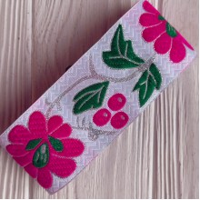 Тесьма вышиванка, 5 см, малиновые цветы на белом, рулон 7 м