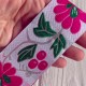 Тісьма вишиванка, 5 см, малинові квіти на білому, рулон 7 м