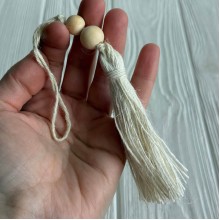 Кисточка декоративная с хлопка (D30196), 22 см, белая, Большая упаковка 50 шт.