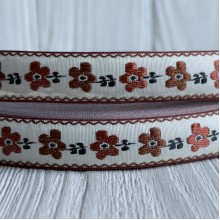 Жакард-вышиванка (ТВ-№13), 1,7 см, бежево-кирпичный с цветами, рулон 45 м