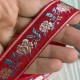 Жакард-вышиванка (ТВ-№31), 2,5 см, красный с розами, рулон 45 м Жакард-вышиванка (ТВ-№31), 2,5 см, красный с розами, рулон 45 м
