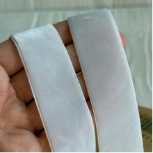 Велюровая лента, 2,5 см, бледно-голубая, рулон 9 м