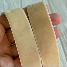 Велюровая лента, 2,5 см, масляно-бежевая, рулон 9 м