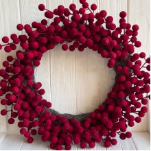 Венок с бархатными ягодками (С30868), 55 см, бордовый, шт. 