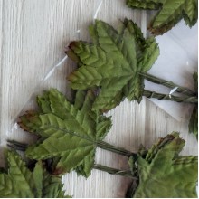 Листик кленовый (С30615), 4х5 см, зеленый, упаковка 12 шт.