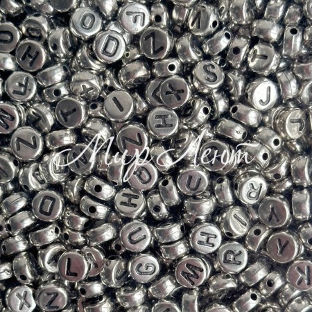 Бусина буква, 7х4 мм, круг (серебро с черными буквами), упаковка 500 г