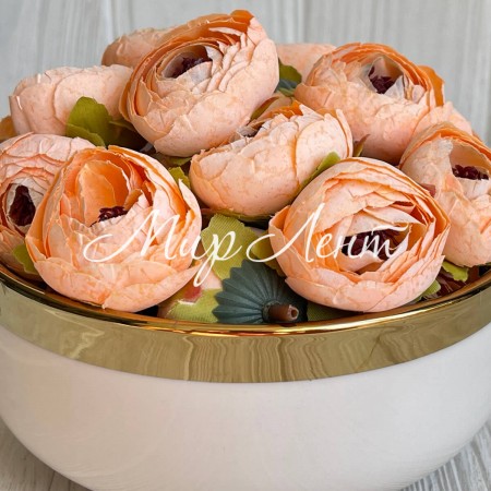 Бутон ранункулюса (пластиковая основа), 4 см, персиково-бордовый, упаковка 25 шт.