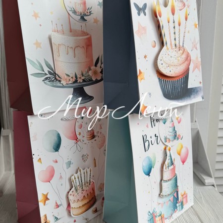 Подарунковий пакет Happy Birthday (J01168), розмір S (18х23х10 см), упаковка 12 шт. 