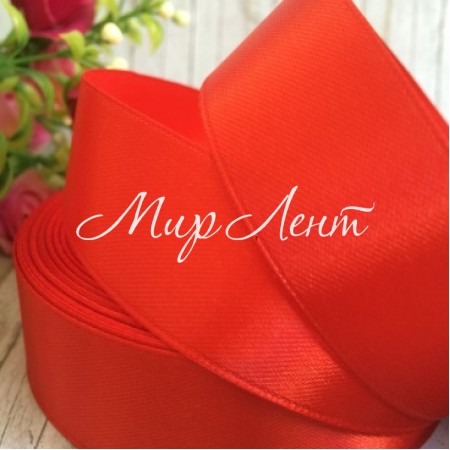 Атлас 2,5 см, красный, рулон 33 м