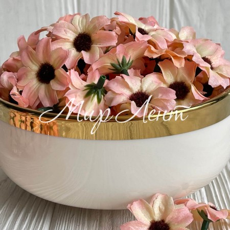 Маргаритка, 4 см, молочно-рожева, упаковка 200 шт.